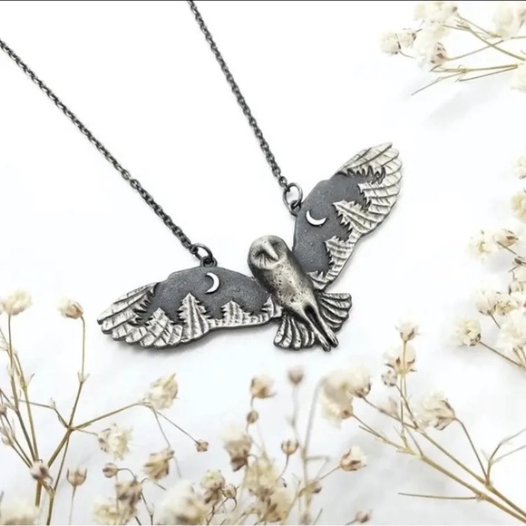 Owl Pendant Necklace - Picture 5 of 6